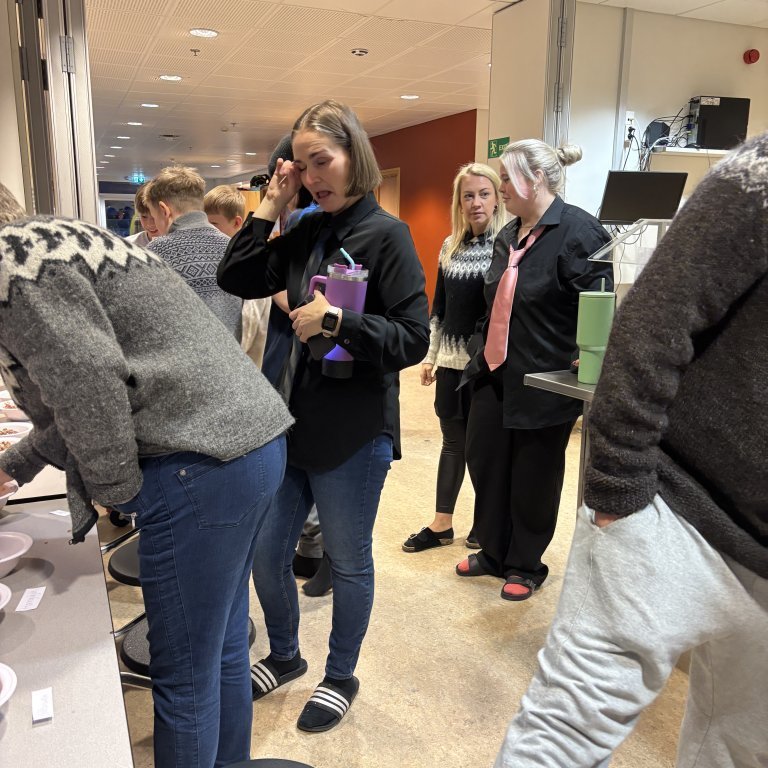 20250124_093753154_ios