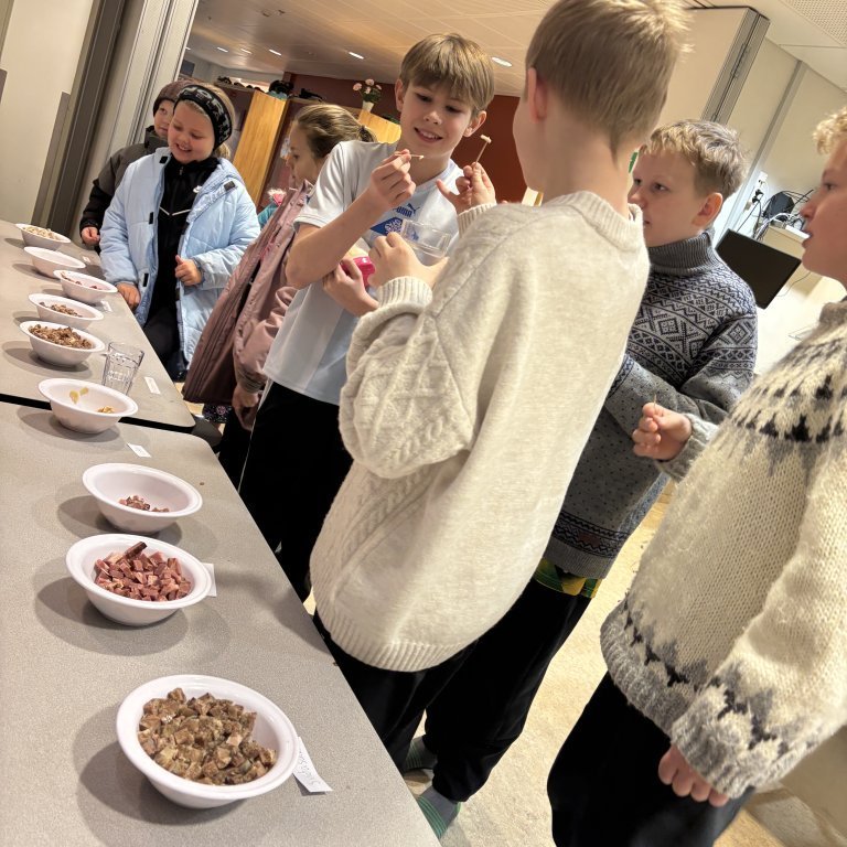 20250124_094138523_ios