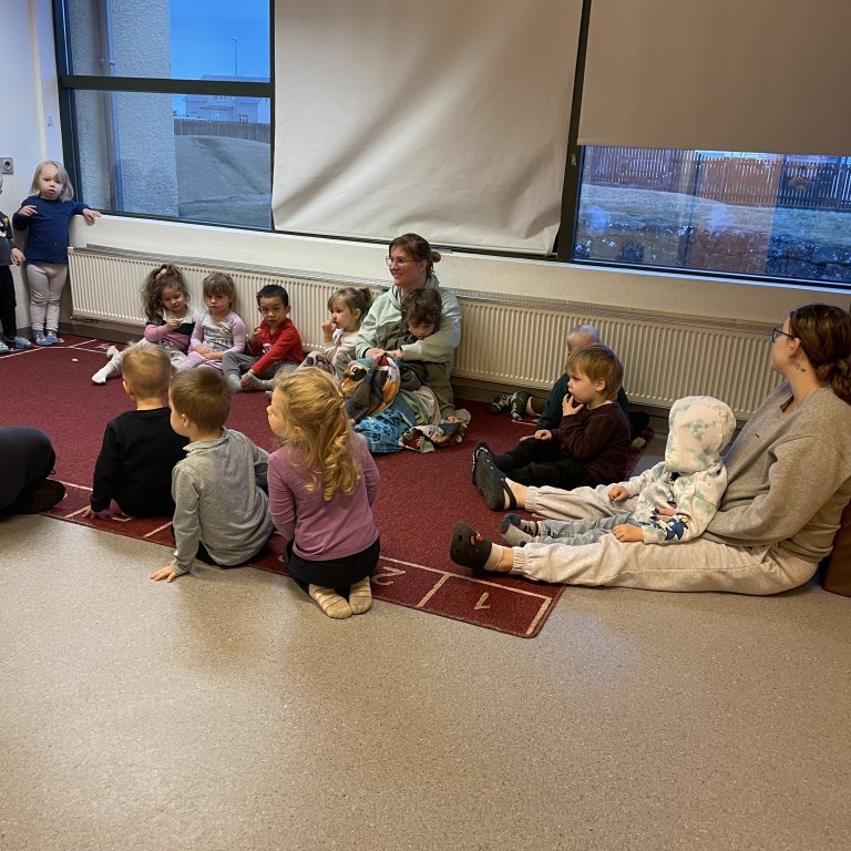 20231116_102416112_ios