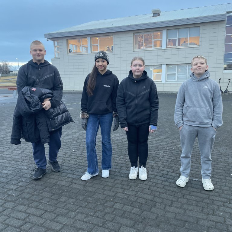 20231116_104553431_ios