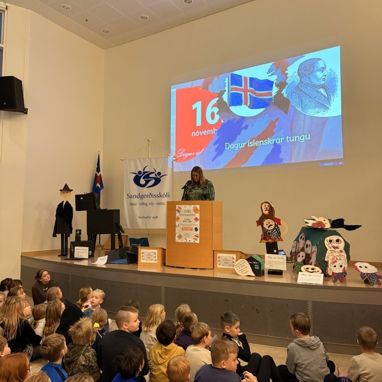 20251114_090655776_ios