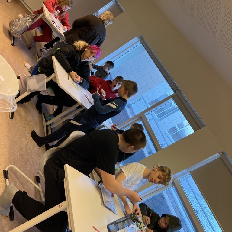 20231108_104937096_ios