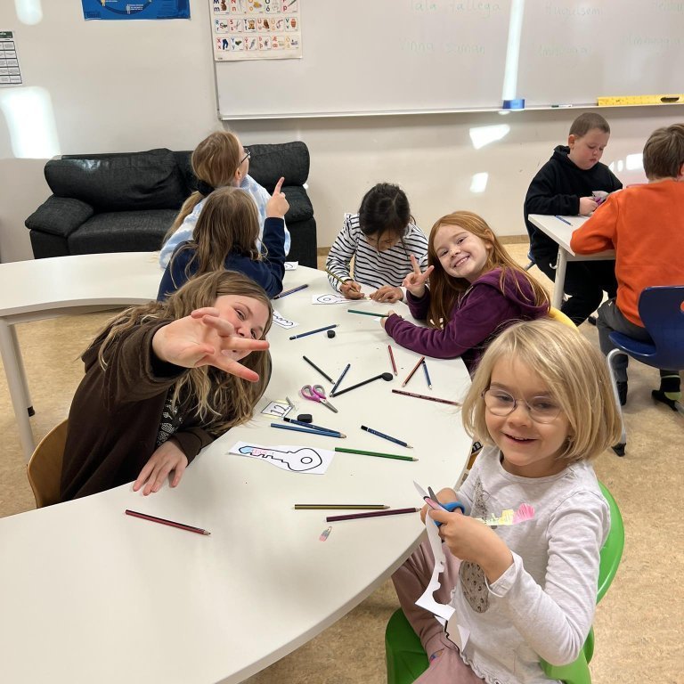 370294906_262246729737590_4678769997287985998_n