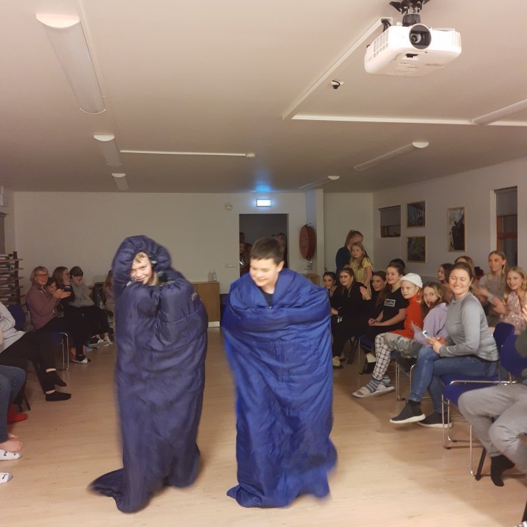 img_20210224_204332422_burst001