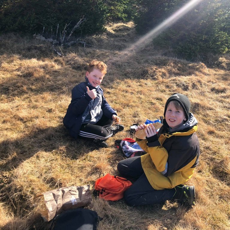 95140088_272896397070236_7684041545921593344_n