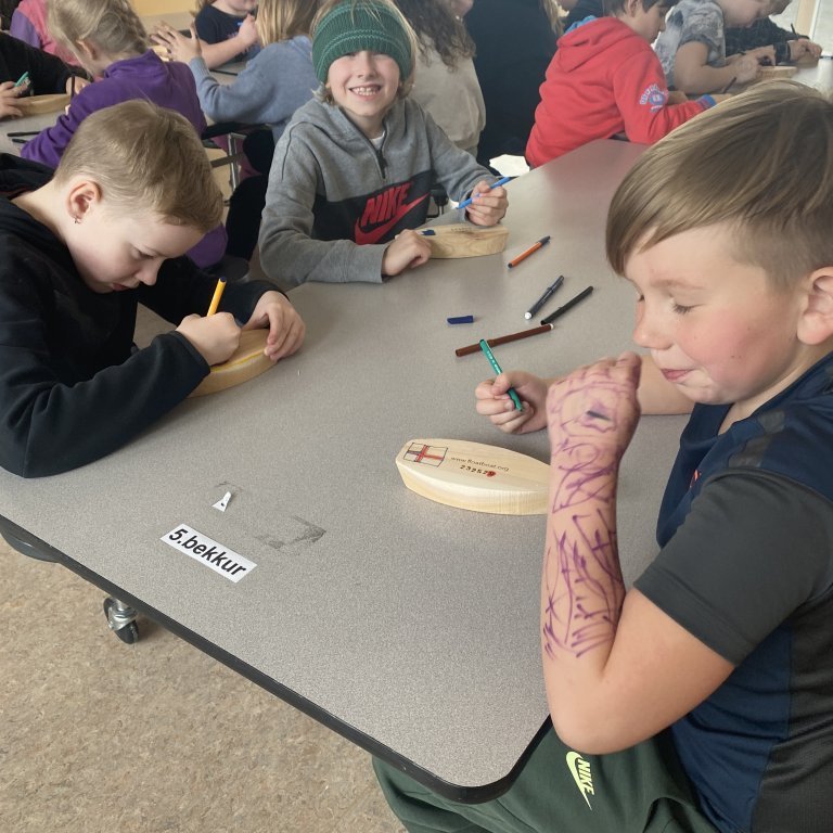 image-20230427-102618-0d5f104b