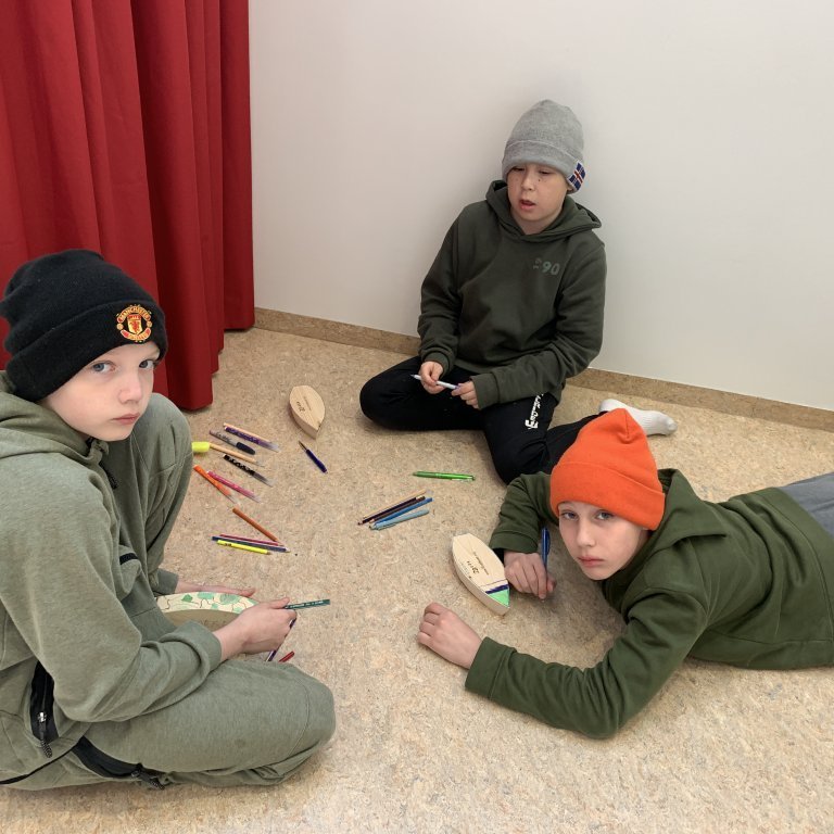 20220405_102619984_ios