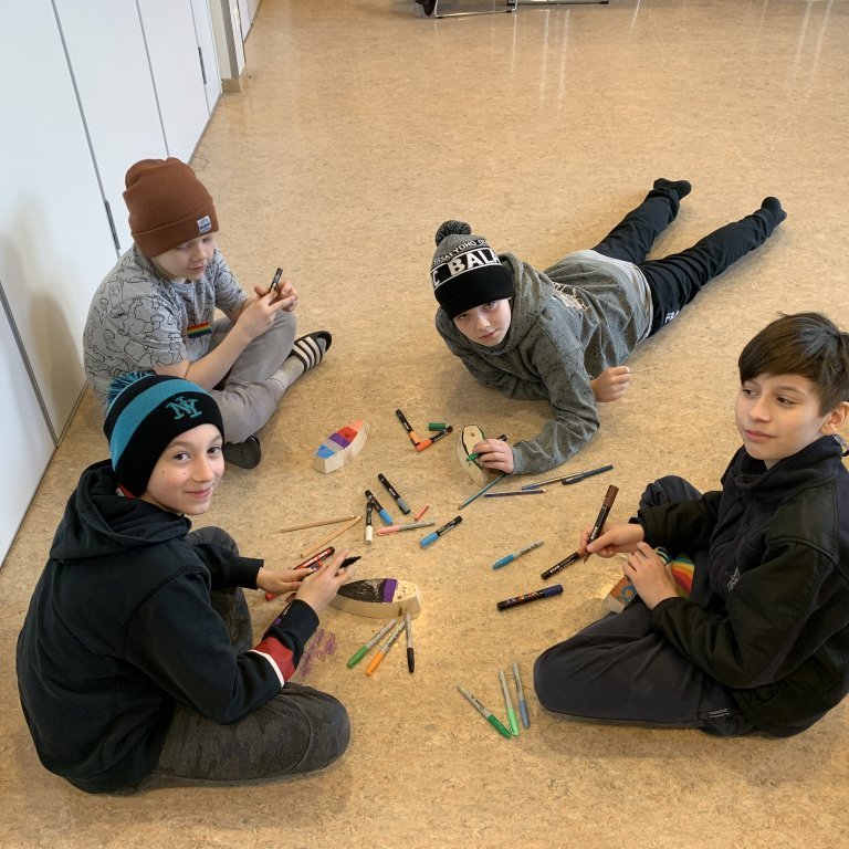 20220405_102716770_ios