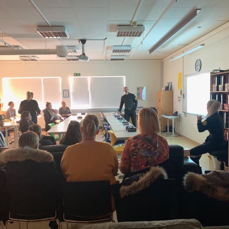 77bea2f48e905a414e6af9ee6e65dd5d