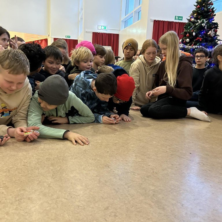 403597878_1117311122593167_2150960345095045372_n