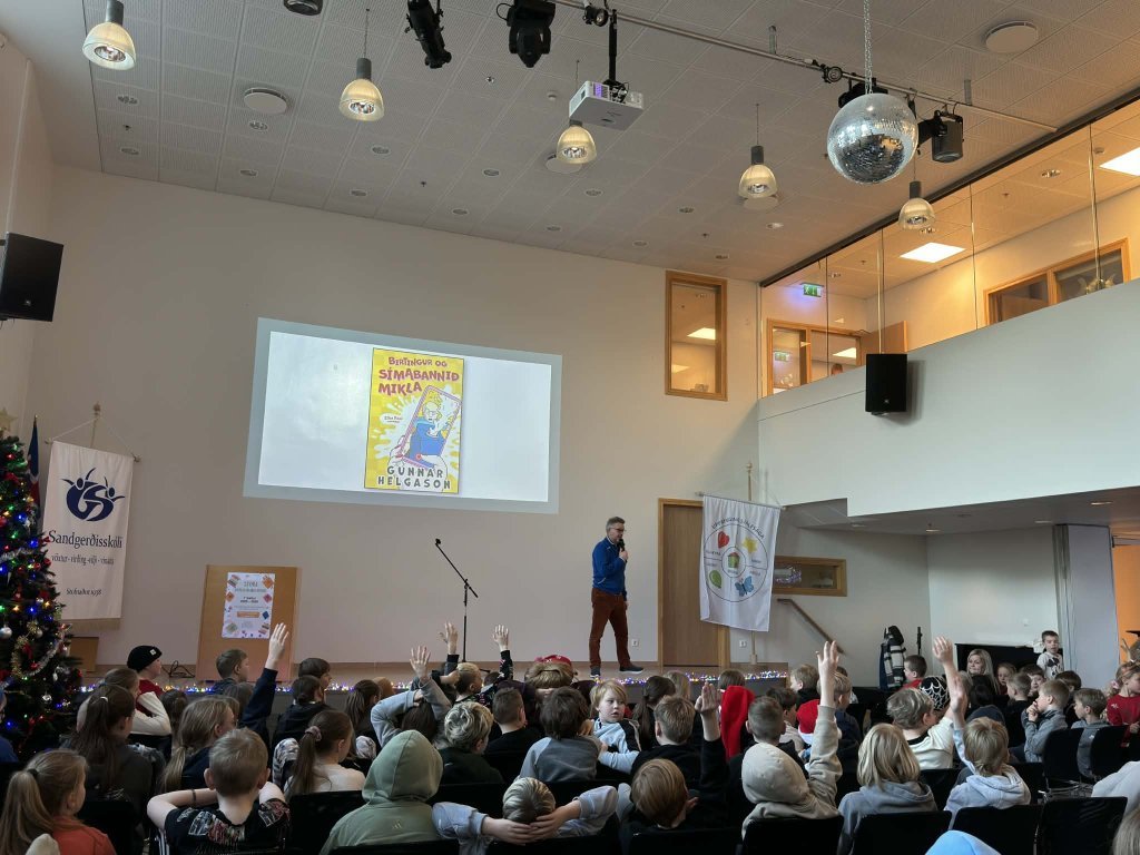 Gunnar Helgason rithöfundur í heimsókn