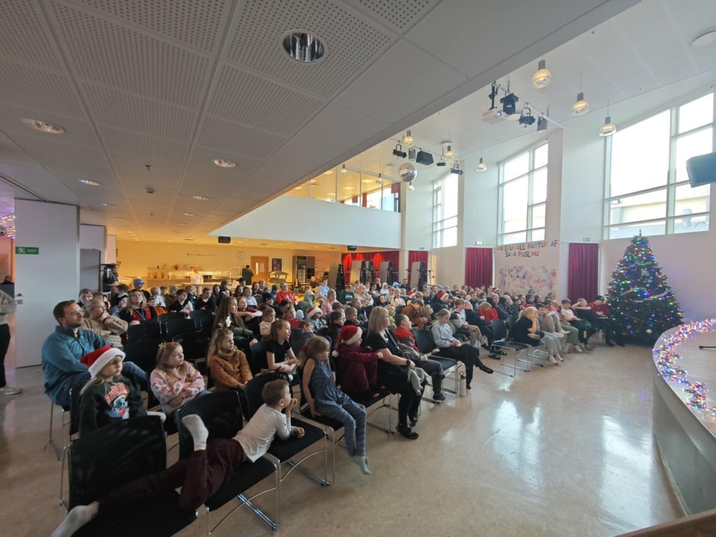 Gunnar Helgason rithöfundur í heimsókn