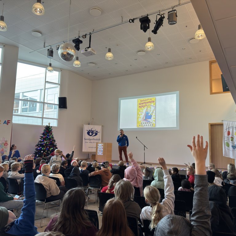 20251204_131641386_ios