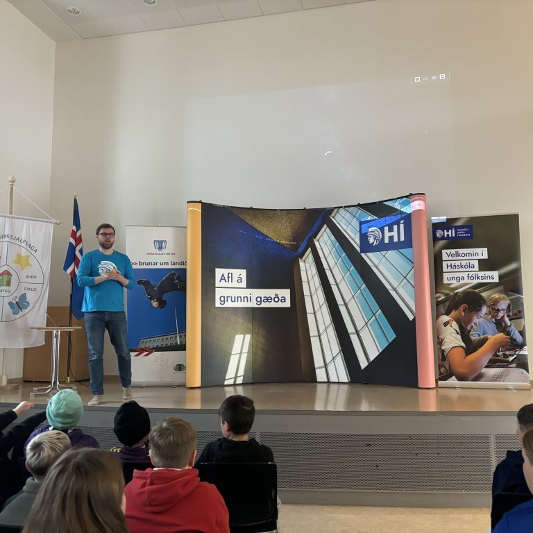 20240830_091154856_ios