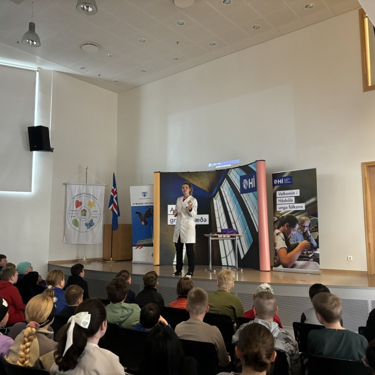 20240830_092418913_ios