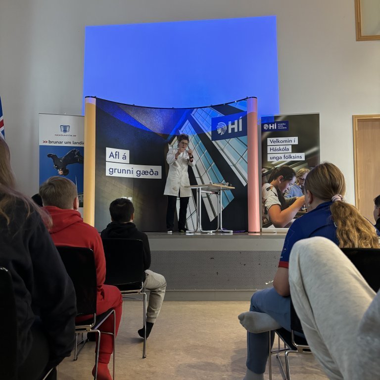 20240830_092811049_ios