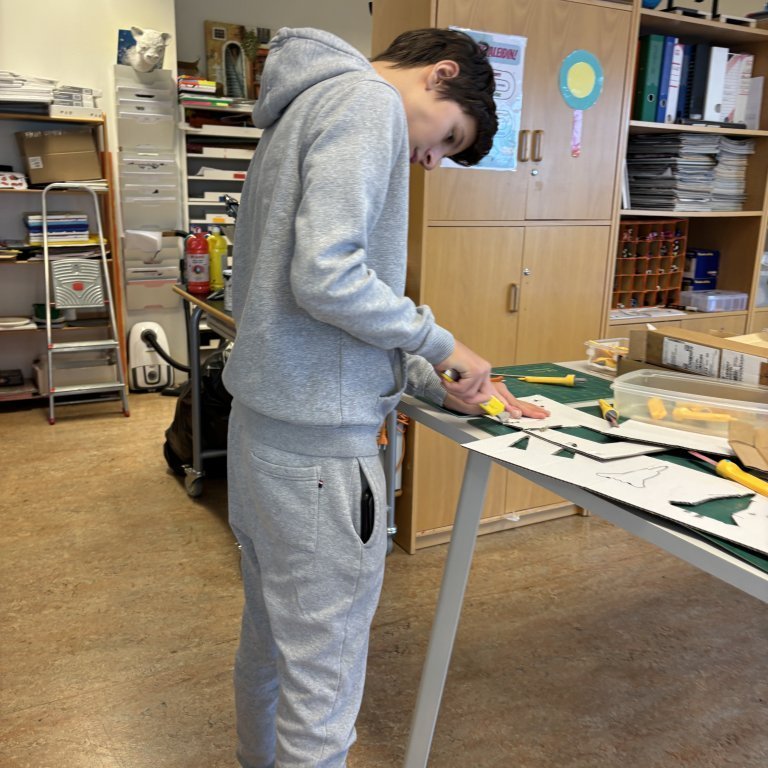 20240830_100915356_ios