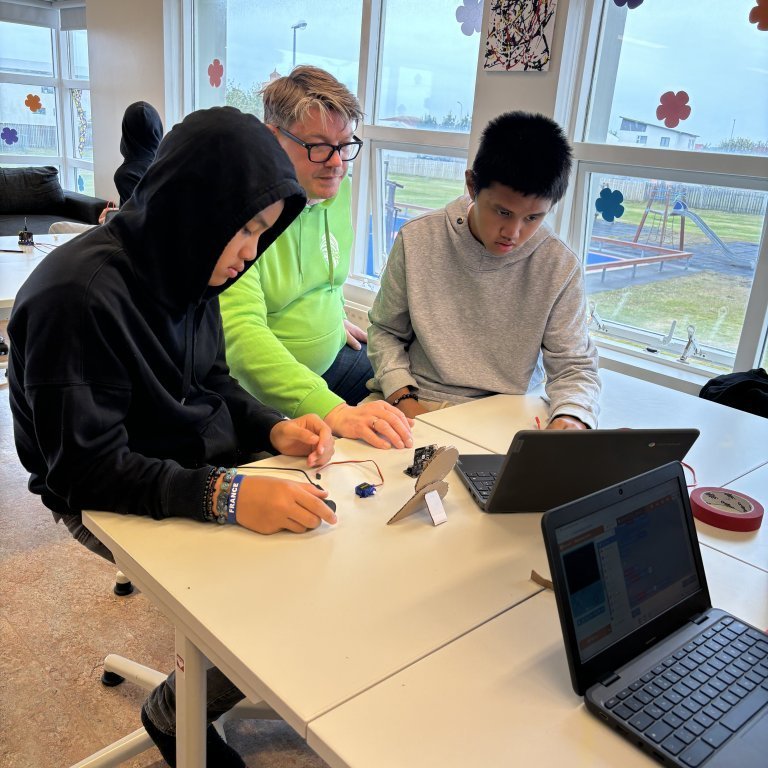 20240830_102942984_ios