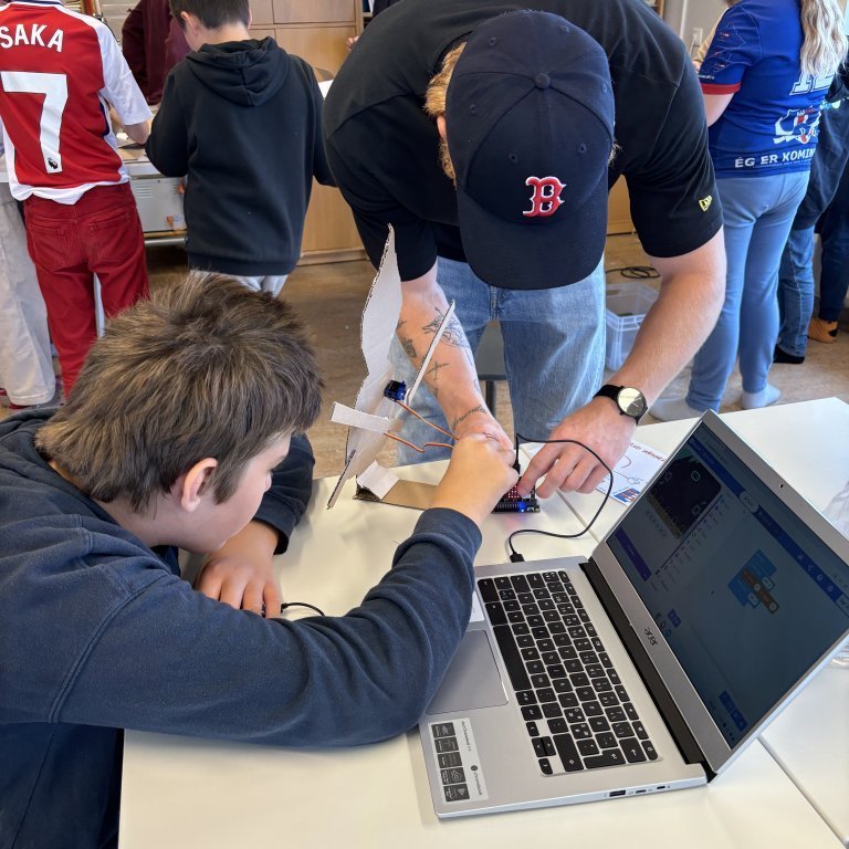 20240830_114749756_ios