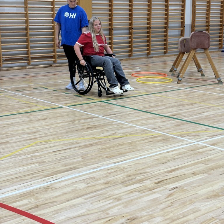 20240830_120003126_ios