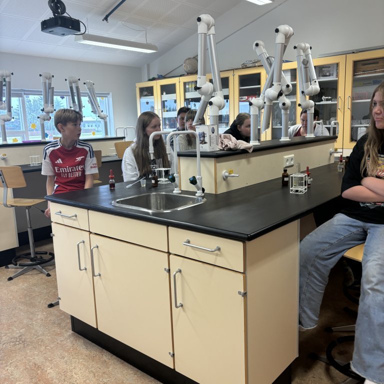 20240830_131435928_ios