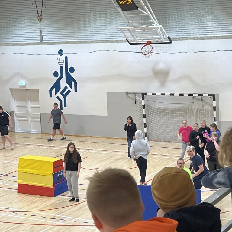 20221004_105728055_ios