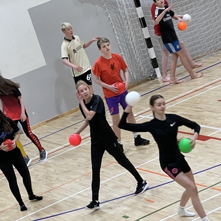 20211004_112441708_ios