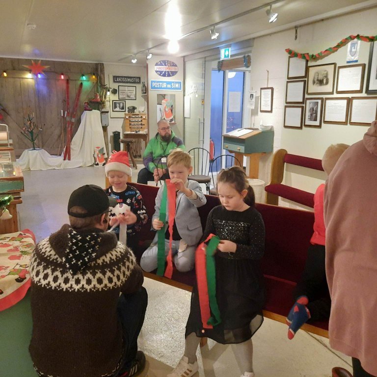 319034851_1195042101431936_319266820030399513_n