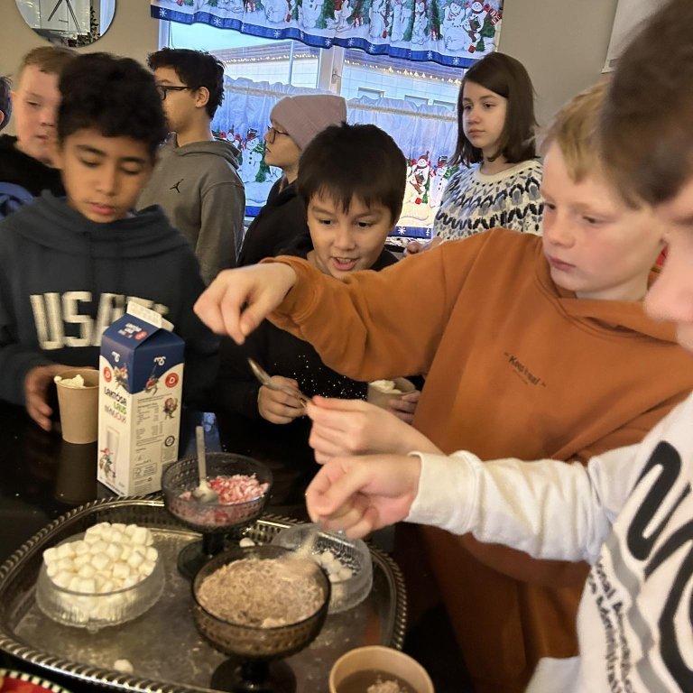 403405521_329885393170080_3412060681449123663_n