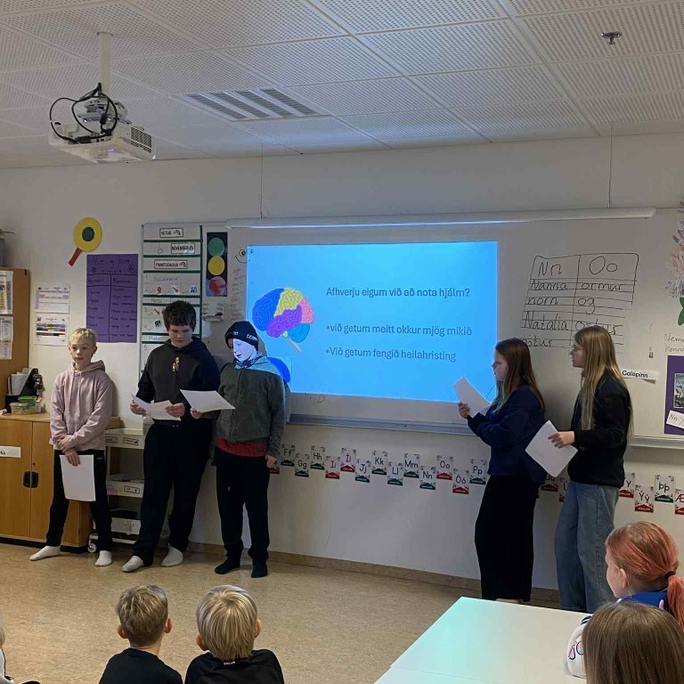 messenger_creation_87d305ca-73ff-44ed-a2af-439de9b88883