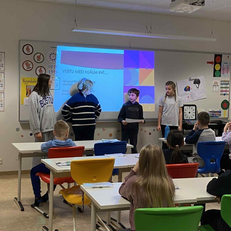 messenger_creation_8dad5bbb-b693-41e9-a021-e54e3efcae0e