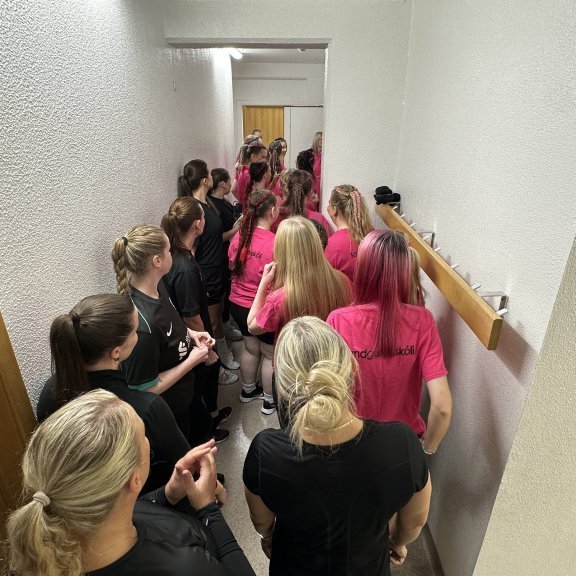 20251002_100946008_ios