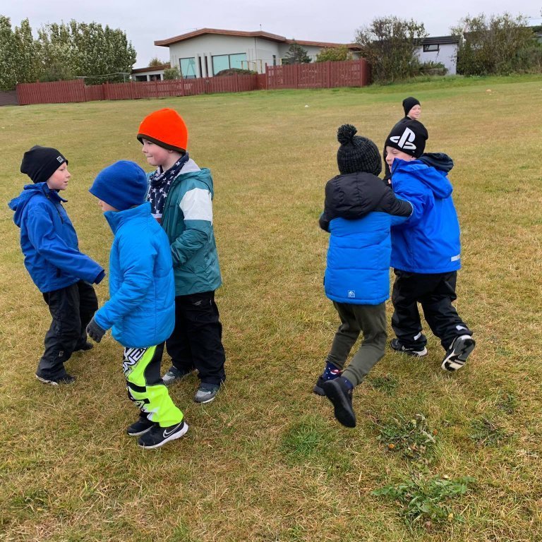 119799748_404432967210511_808544510489834314_n