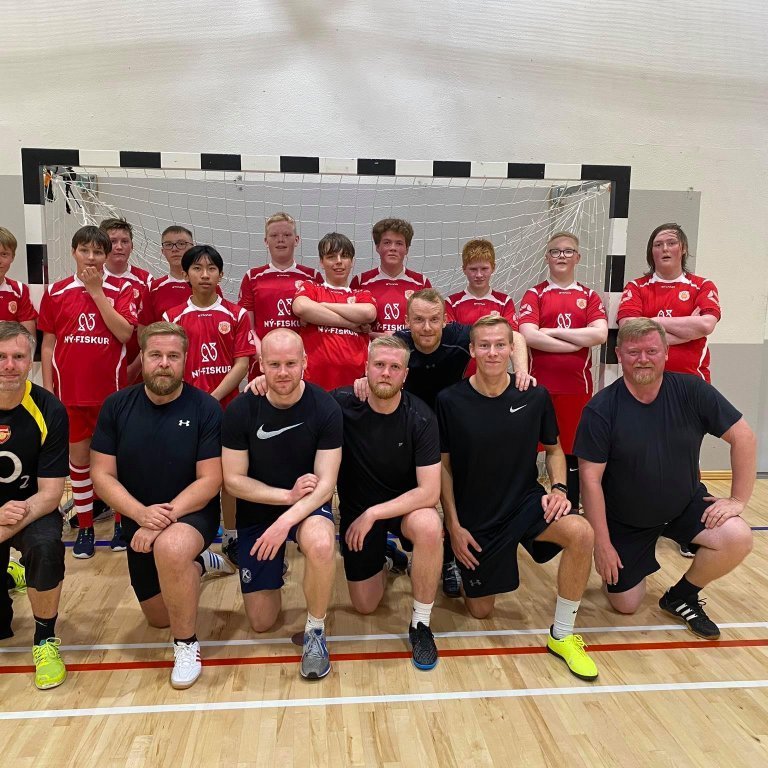 119905435_411802963116917_1312042252224633272_n