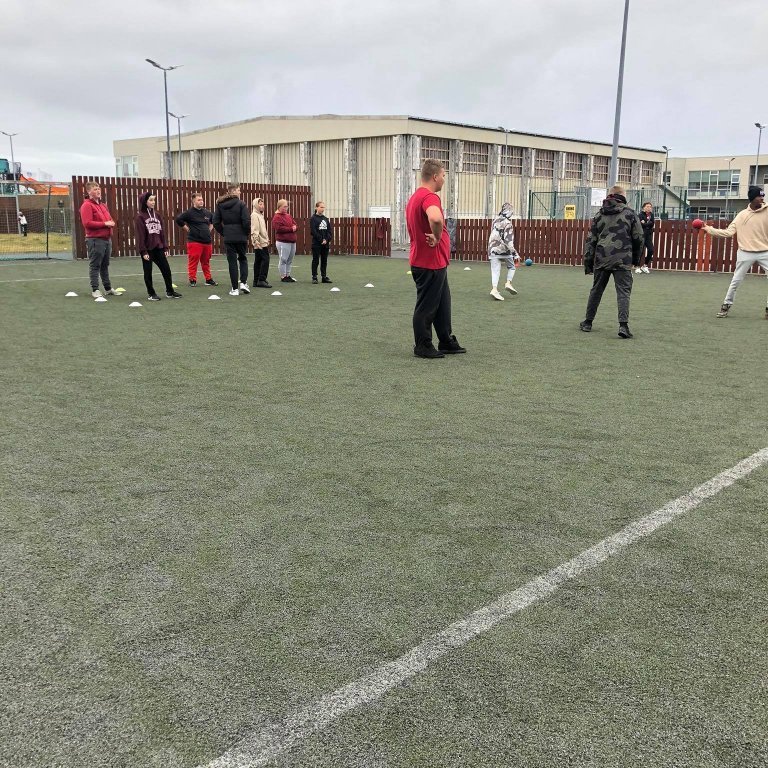 119947642_323245322240598_2997517251078802878_n