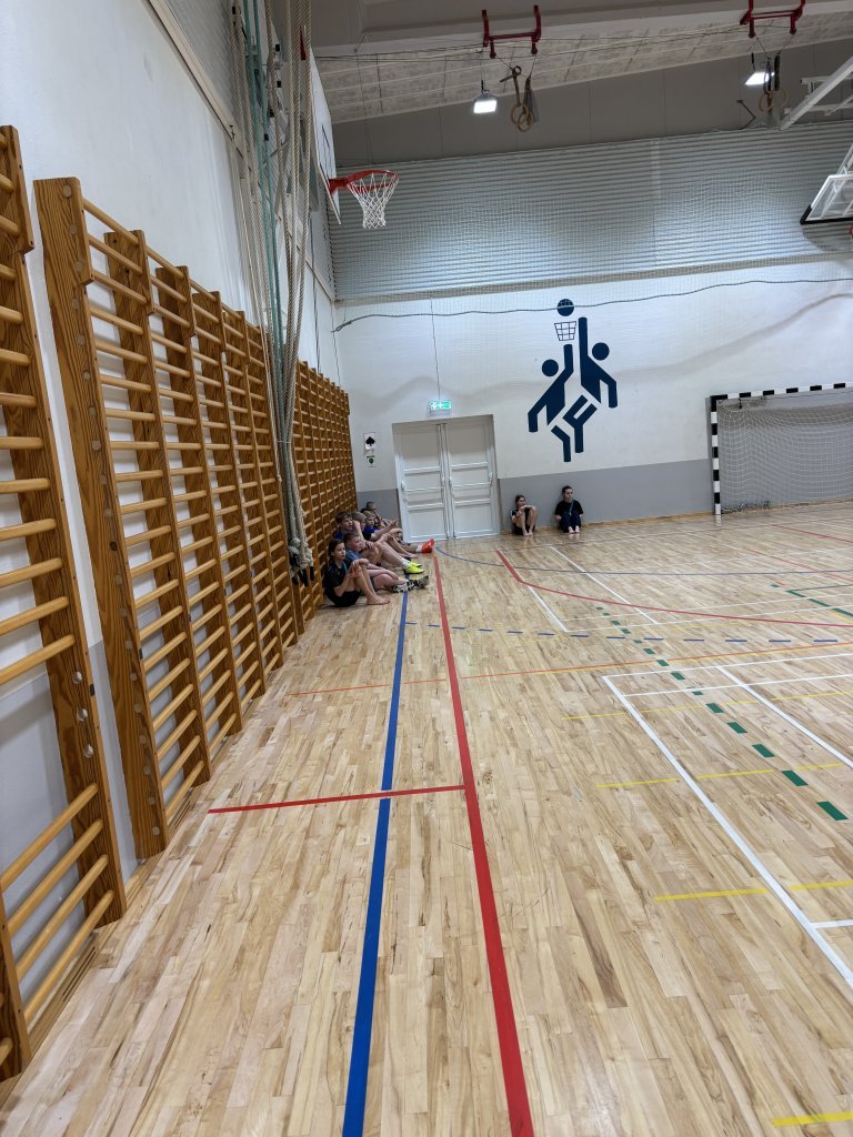 Jólastöðvar unglinga