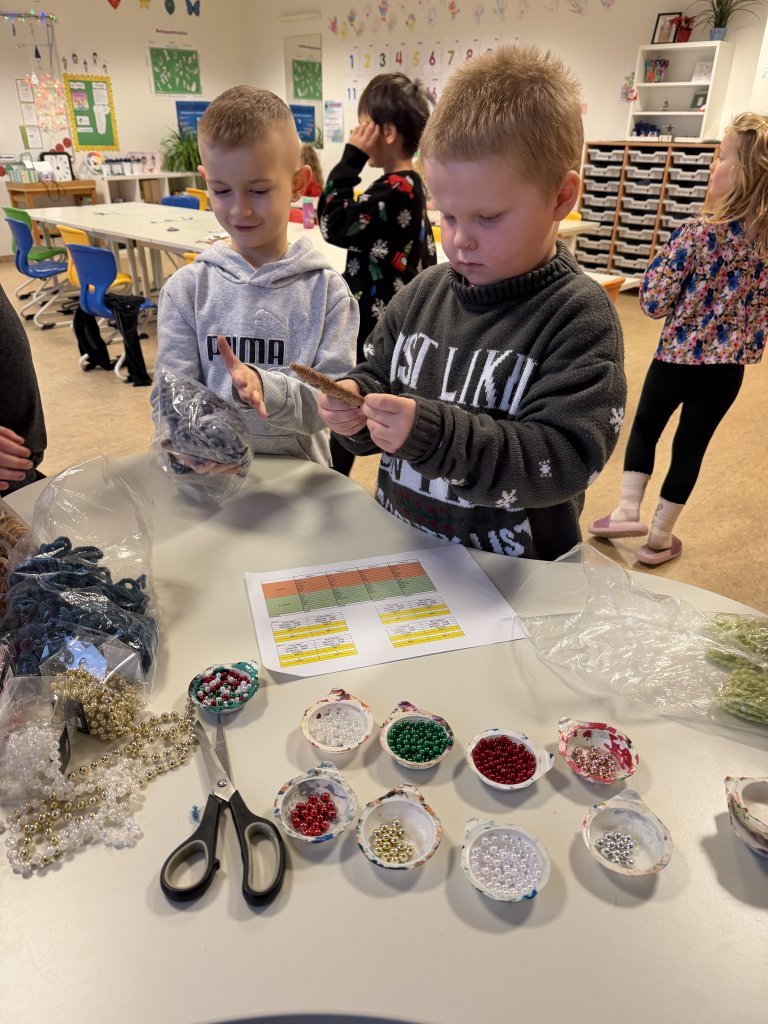 Jólastöðvar 1. -2. bekkur