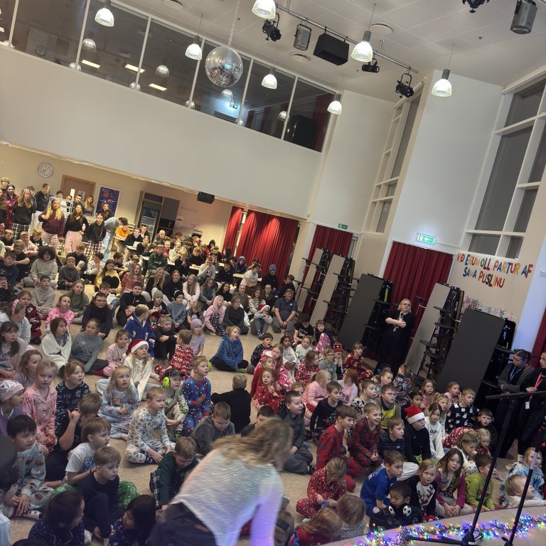 20251215_090640970_ios