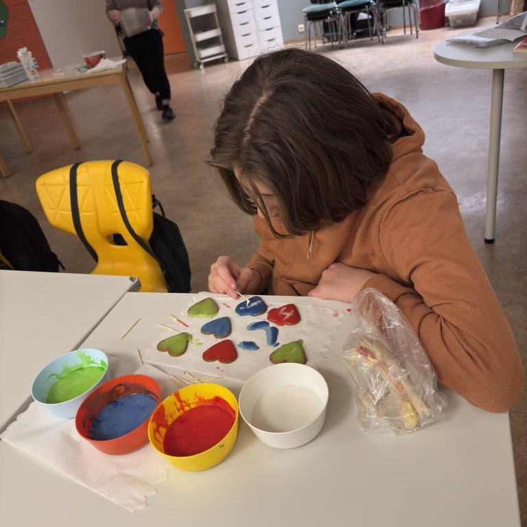 20251216_102933896_ios