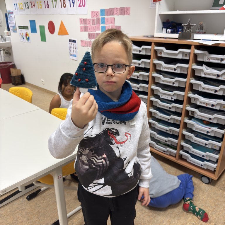 20251216_103851439_ios