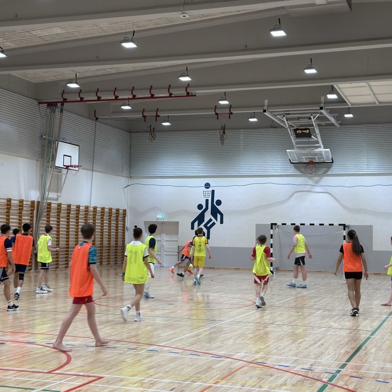 20251216_104140917_ios