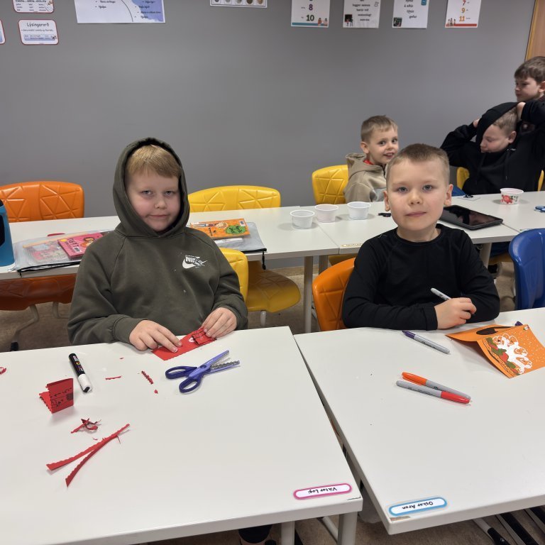 20251216_104427087_ios