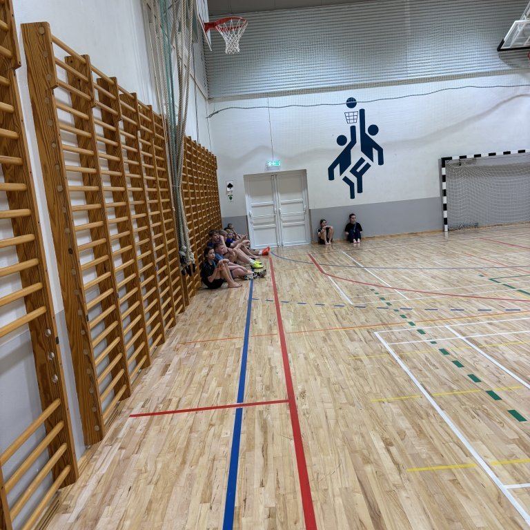 20251217_111014111_ios