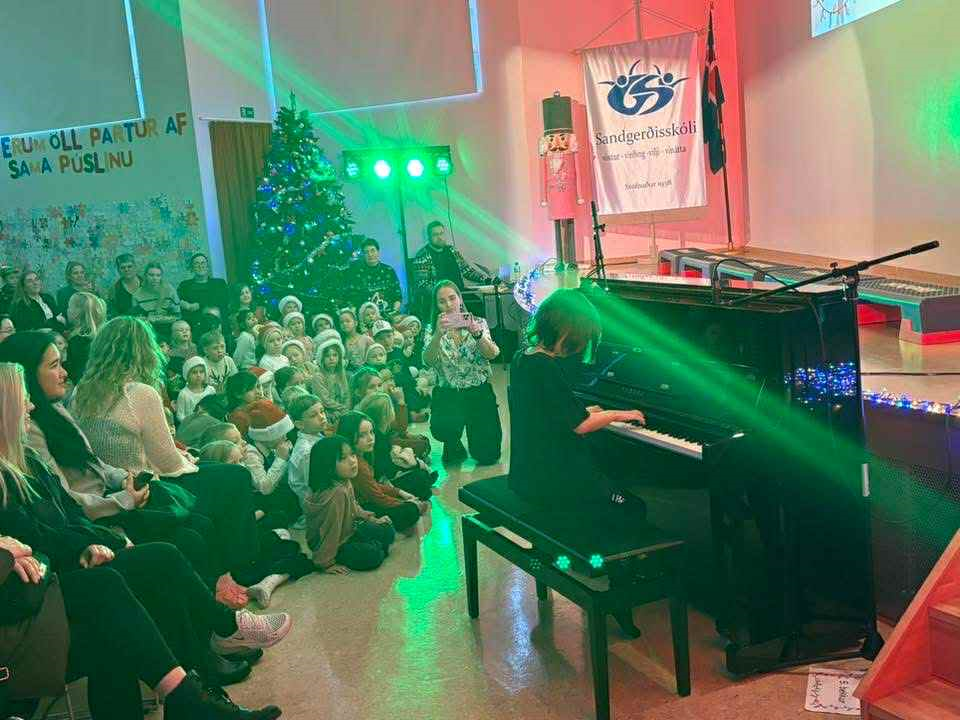 Jólaskemmtun 1. -6. bekkur