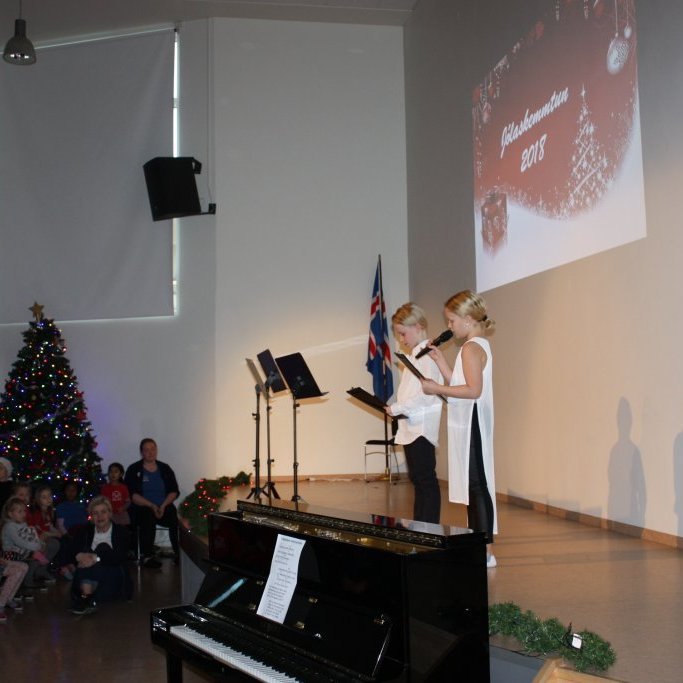 6d1f206bb854ecaa2f2c5633e609fe4e