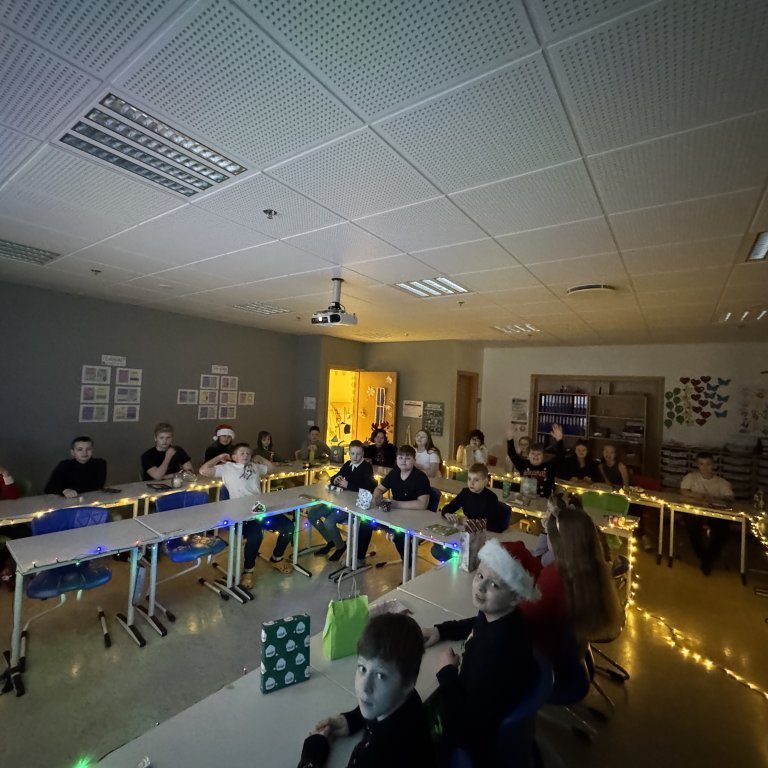 20241220_090840467_ios