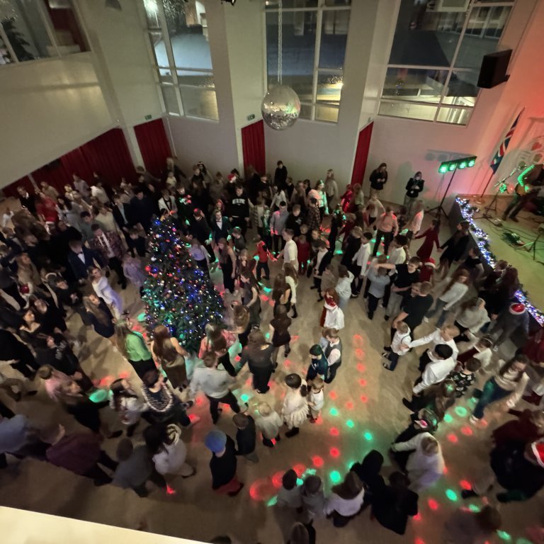 20241220_100619292_ios