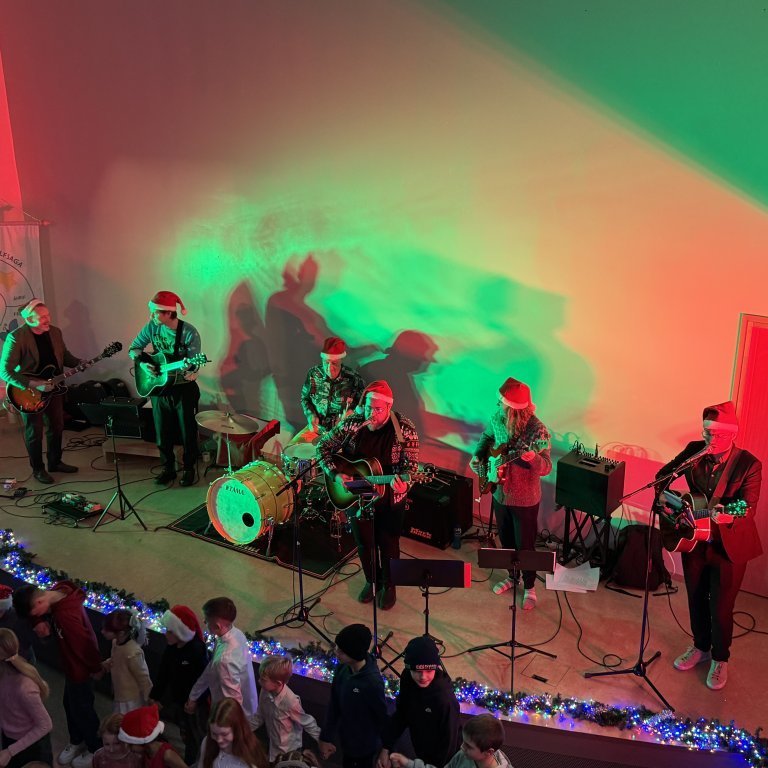 20241220_100624999_ios