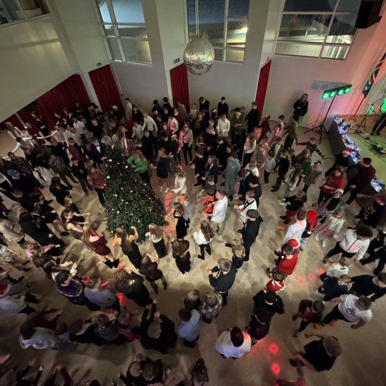 20241220_100701064_ios