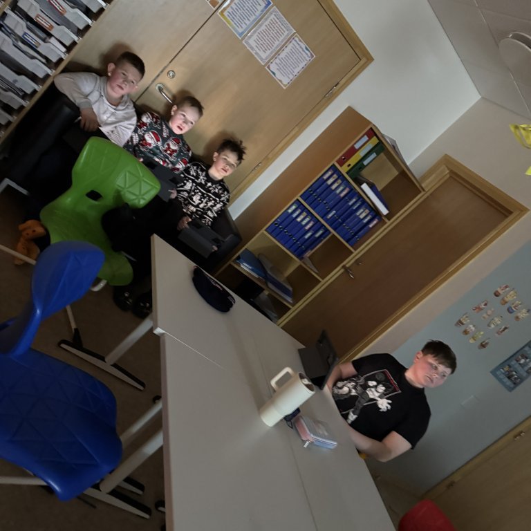 20241218_101338725_ios